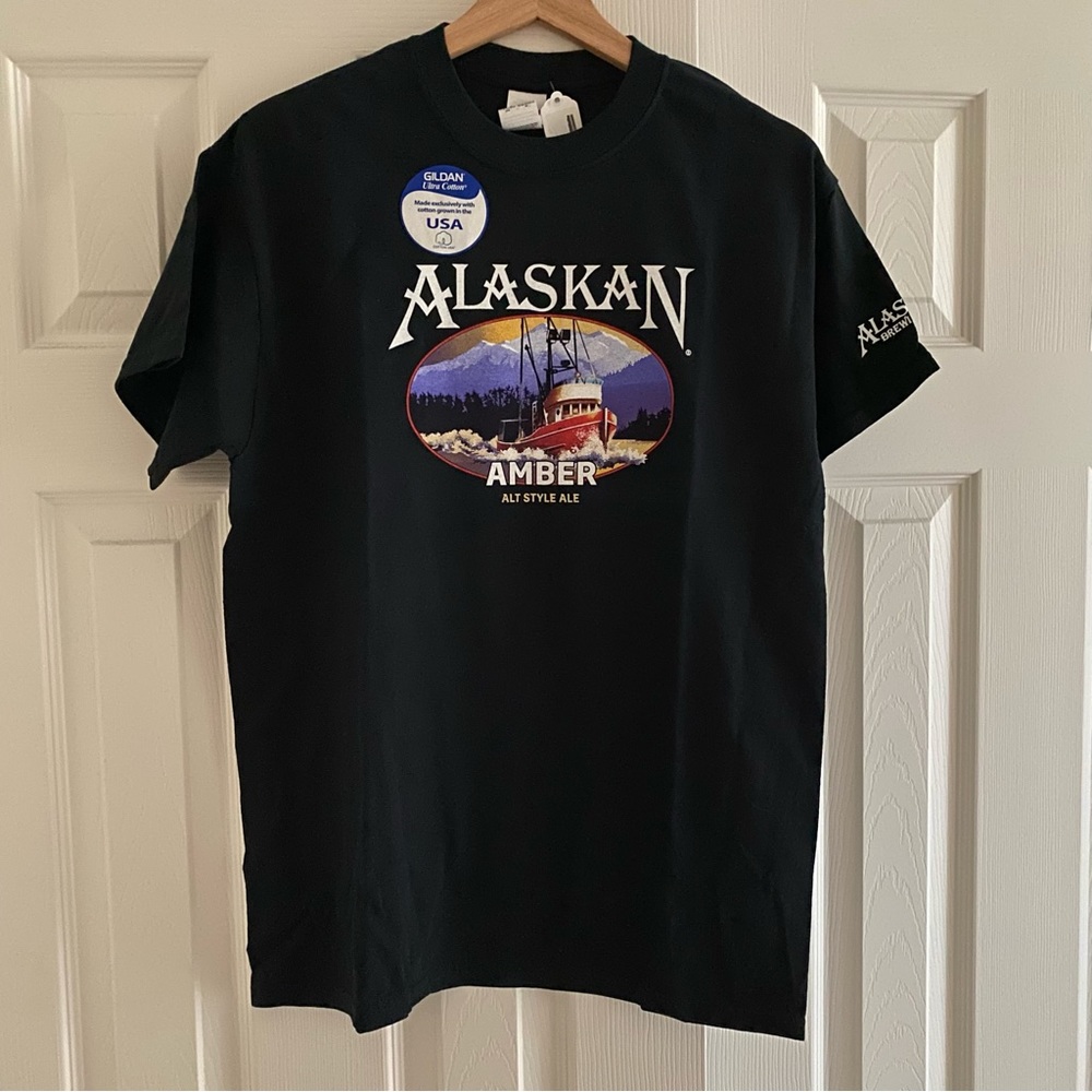 NWT Alaskan Amber T-Shirt